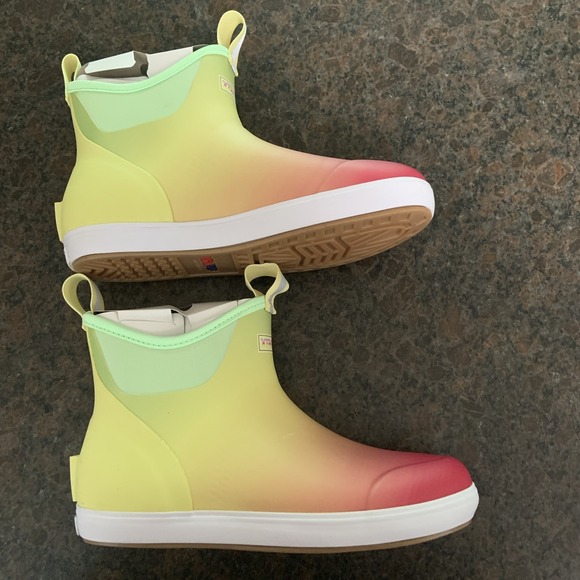 Xtratuf Women's Ankle Deck Boot Yellow Aurora Size Waterproof‎